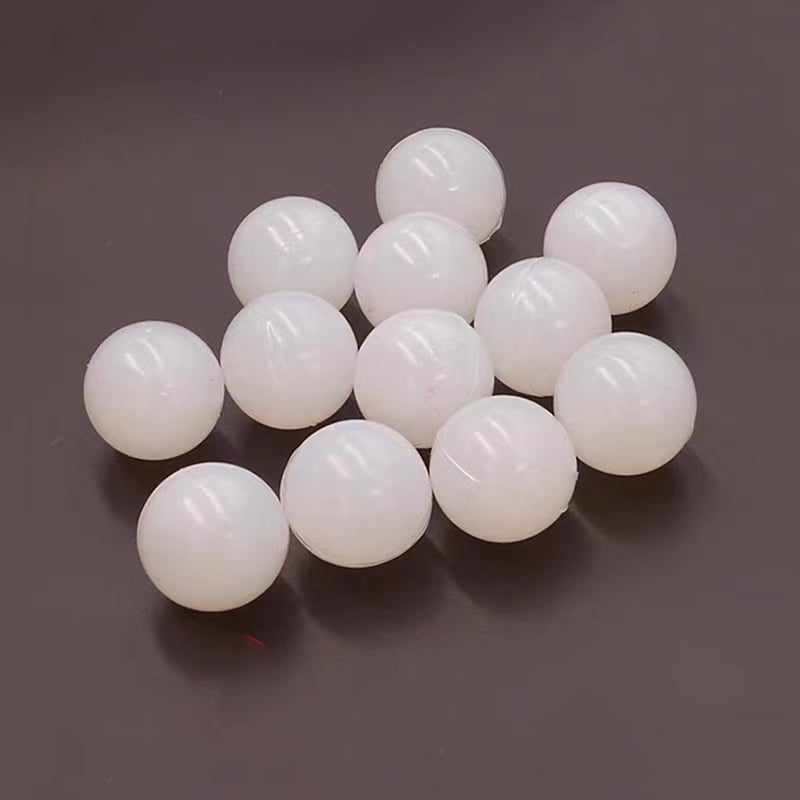 Customizable silicone balls for linear screen systems