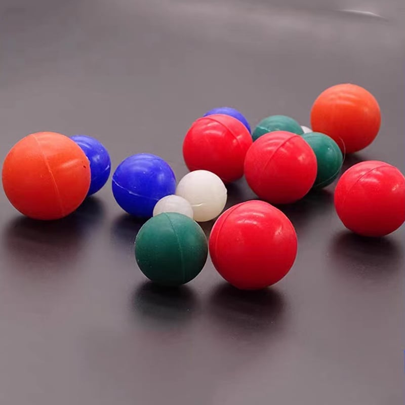 Self-cleaning silicone balls for rotary screens